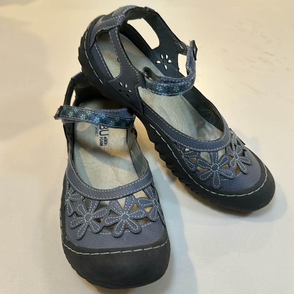 JBU By Jambu Blue Wildflower Mary Janes with velcro closure SZ. 7.5